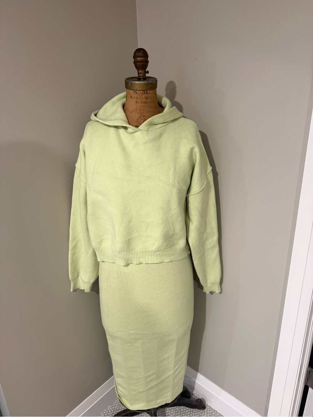 Zara Pastel Green Hooded Sweater